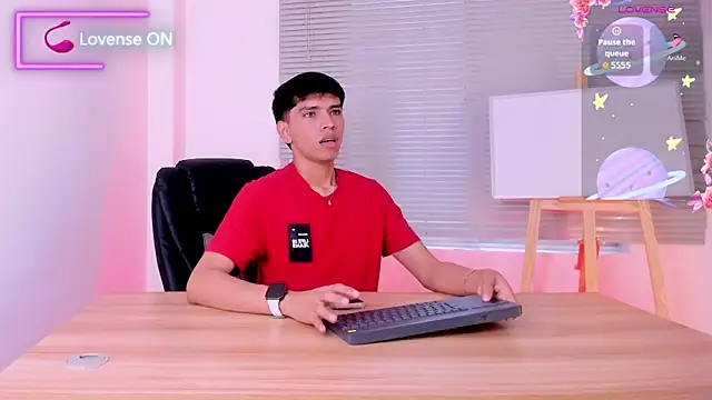 Santy carrington online show from March 31, 2:28 pm