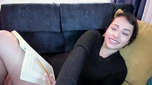 April Evans26 online show from December 3, 4:36 am