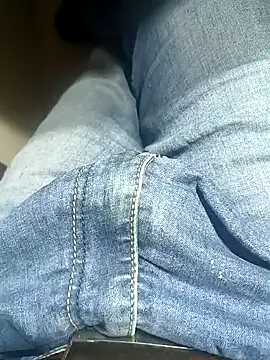 Snapshot of franko1987 chatting on January 8, 7:13 am franko1987 online show from January 8, 7:13 am