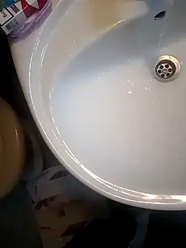 Snapshot of franko1987 chatting on February 8, 11:33 am franko1987 online show from February 8, 11:33 am