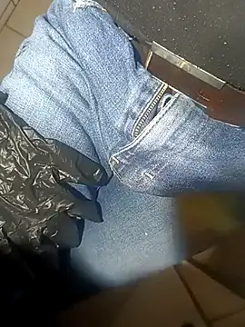 Snapshot of franko1987 chatting on March 16, 3:58 am franko1987 online show from March 16, 3:58 am