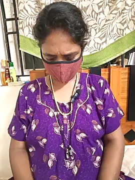 Snapshot of Tamil--Rani chatting on January 28, 3:57 pm Tamil--Rani online show from January 28, 3:57 pm