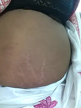 Snapshot of Tamil--Rani chatting on February 9, 6:33 am Tamil--Rani online show from February 9, 6:33 am