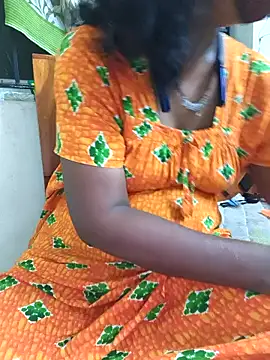 Snapshot of Tamil--Rani chatting on February 13, 3:24 pm Tamil--Rani online show from February 13, 3:24 pm