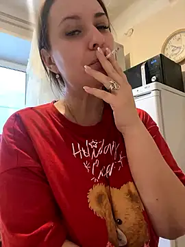 Snapshot of OlgaBuzzz chatting on December 3, 3:41 am OlgaBuzzz online show from December 3, 3:41 am