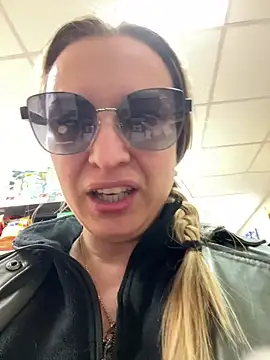 OlgaBuzzz online show from March 20, 7:47 am