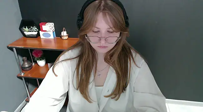 Snapshot of lady_minx chatting on January 27, 10:38 am lady minx online show from January 27, 10:38 am