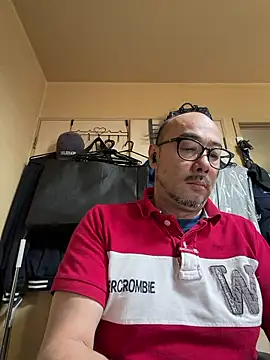 Snapshot of tsugu1105 chatting on July 11, 4:48 am tsugu1105 online show from July 11, 4:48 am