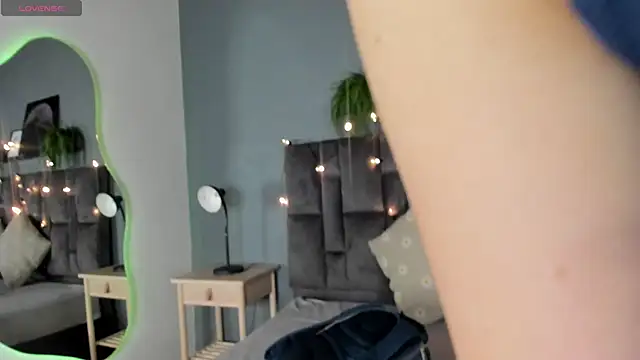 AmbarHills 1 online show from March 31, 11:32 am