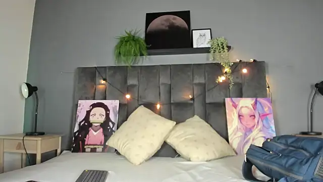 AmbarHills 1 online show from April 13, 11:37 am