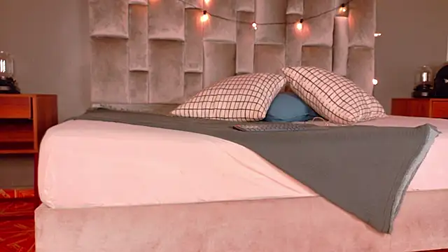 AbbyWathson online show from January 16, 11:47 am