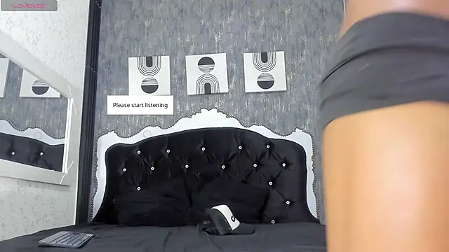 Snapshot of RicoBrown777_ chatting on September 15, 4:23 am RicoBrown777 online show from September 15, 4:23 am