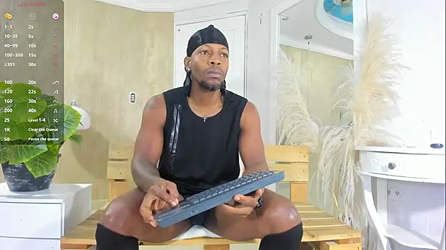 Snapshot of RicoBrown777_ chatting on February 23, 3:59 am RicoBrown777 online show from February 23, 3:59 am