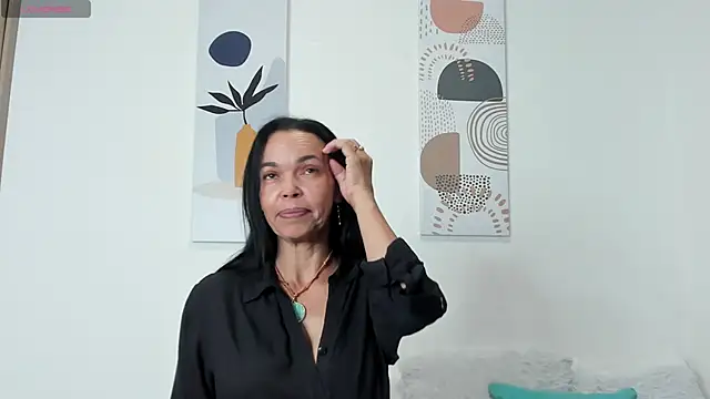 Snapshot of Evawalker_ chatting on February 8, 7:15 am Evawalker online show from February 8, 7:15 am