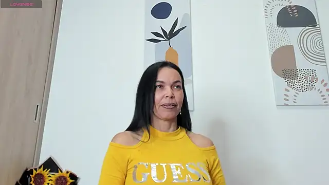 Snapshot of Evawalker_ chatting on February 12, 1:52 am Evawalker online show from February 12, 1:52 am