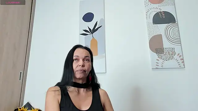 Snapshot of Evawalker_ chatting on February 14, 1:13 am Evawalker online show from February 14, 1:13 am