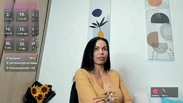 Snapshot of Evawalker_ chatting on February 19, 4:55 am Evawalker online show from February 19, 4:55 am