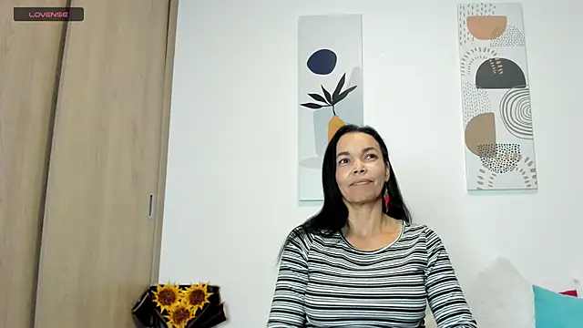 Snapshot of Evawalker_ chatting on February 26, 4:36 am Evawalker online show from February 26, 4:36 am