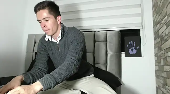 Snapshot of Eliantg chatting on January 4, 1:21 am Eliantg online show from January 4, 1:21 am