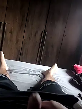 Snapshot of novinho_rosado chatting on January 31, 8:18 pm novinho rosado online show from January 31, 8:18 pm