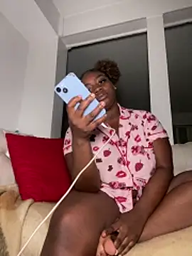 LillShayy online show from April 27, 3:15 am