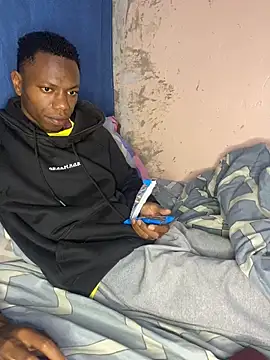 Snapshot of fireboyafrica chatting on November 2, 2:36 am fireboyafrica online show from November 2, 2:36 am