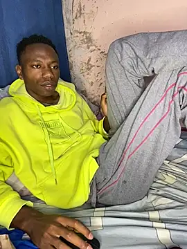 Snapshot of fireboyafrica chatting on November 3, 6:14 am fireboyafrica online show from November 3, 6:14 am