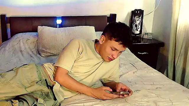 pipeynick online show from December 6, 9:02 pm