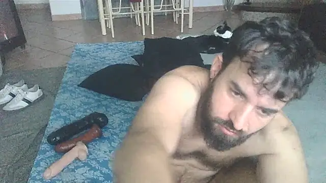 Snapshot of FJcouple chatting on January 17, 8:56 am FJcouple online show from January 17, 8:56 am