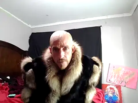 Snapshot of 5g4ever chatting on December 2, 11:29 pm 5g4ever online show from December 2, 11:29 pm