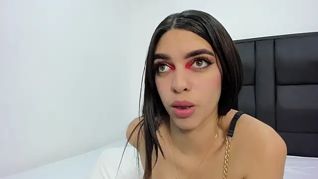 IsabellaTayllor online show from January 9, 8:33 pm