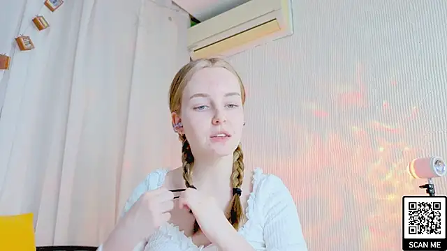 Wild  flowers online show from March 31, 4:40 pm