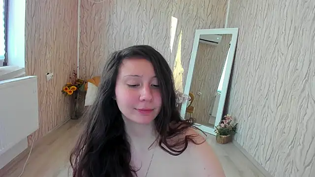 Snapshot of AishaRouhi chatting on March 8, 5:38 am AishaRouhi online show from March 8, 5:38 am