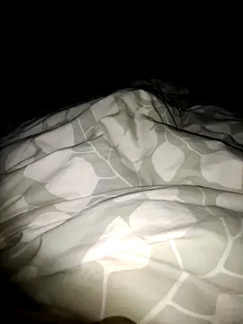 Snapshot of royisnice2 chatting on October 31, 4:46 am royisnice2 online show from October 31, 4:46 am