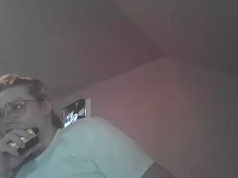 Lalalynn online show from May 8, 11:32 pm