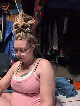 Lalalynn online show from July 8, 3:00 am