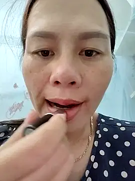 Snapshot of Baby-ladyass20 chatting on November 7, 2:33 am Baby-ladyass20 online show from November 7, 2:33 am