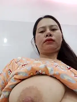 Baby-ladyass20 online show from May 20, 9:43 pm