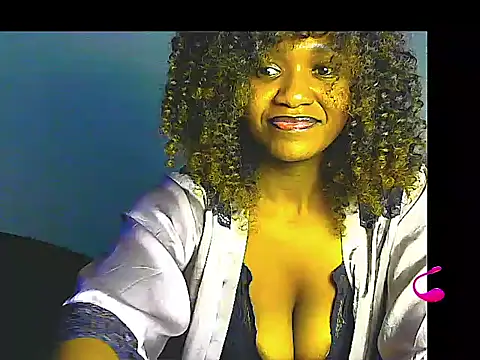 lilylovexx online show from May 11, 8:28 pm