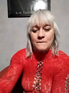 poussichienne online show from January 18, 8:29 am