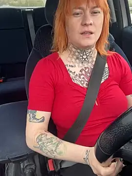 poussichienne online show from March 14, 9:26 am