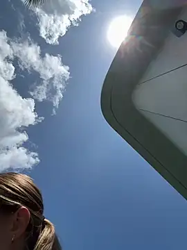 Snapshot of enjoy_my_beauty chatting on March 8, 4:34 am enjoy my beauty online show from March 8, 4:34 am