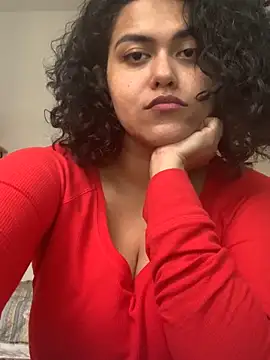 Snapshot of Curvydesifromgermany chatting on February 11, 12:05 pm Curvydesifromgermany online show from February 11, 12:05 pm