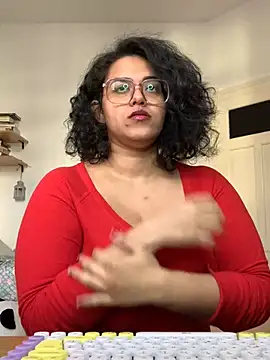 Snapshot of Curvydesifromgermany chatting on March 20, 2:42 pm Curvydesifromgermany online show from March 20, 2:42 pm