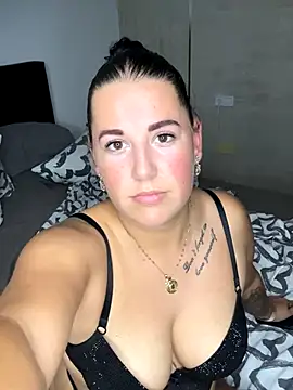 xlinastarrx online show from October 1, 7:42 pm