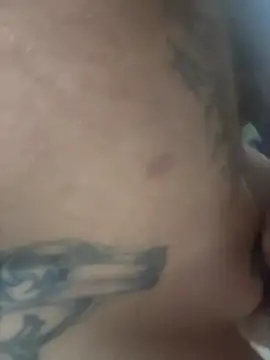 Snapshot of Hunnyhunty420 chatting on February 12, 4:40 am Hunnyhunty420 online show from February 12, 4:40 am