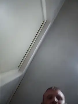 Snapshot of Hunnyhunty420 chatting on March 12, 8:31 am Hunnyhunty420 online show from March 12, 8:31 am