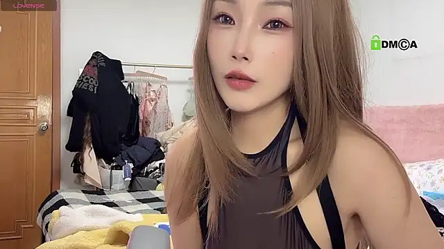 Snapshot of XinBaoa_156 chatting on December 13, 1:44 pm XinBaoa 156 online show from December 13, 1:44 pm