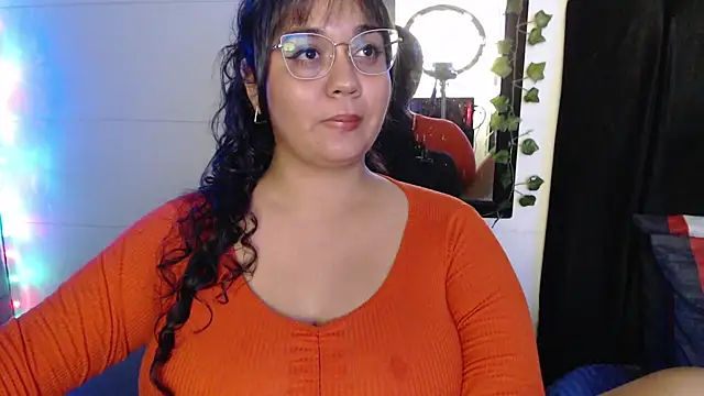 Snapshot of Alezapark chatting on June 23, 1:36 am Alezapark online show from June 23, 1:36 am