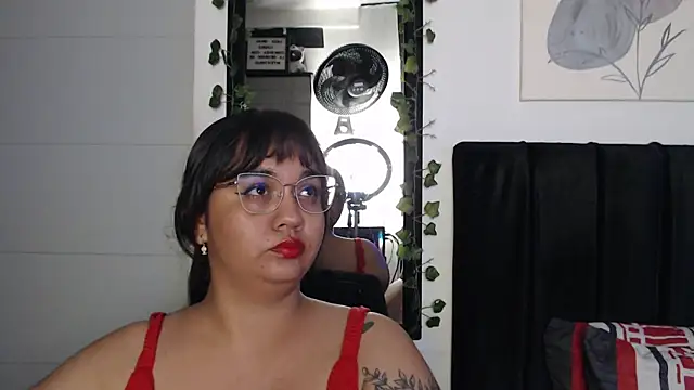 Snapshot of Alezapark chatting on July 23, 3:04 am Alezapark online show from July 23, 3:04 am